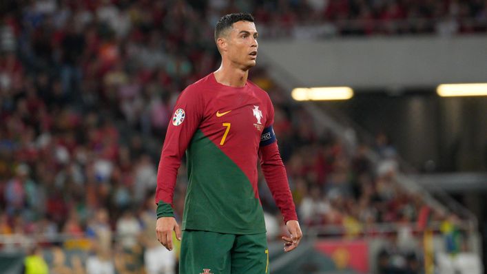 CRISTIANO RONALDO HAT 200 GUINESS-REKORD-DENKMÄLER FÜR DAS NATIONALLAND